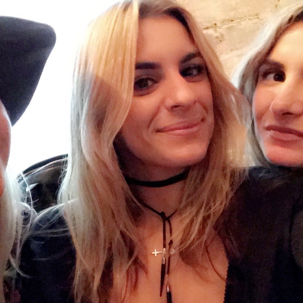 Meet your Posher, Casey